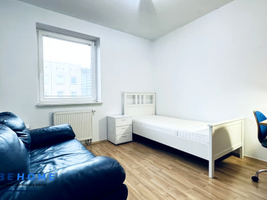 Mieszkanie blok mieszkalny nad rzeką