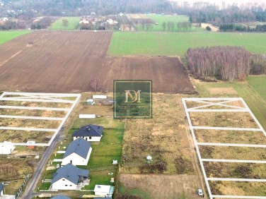 Zabudowana działka Łobez