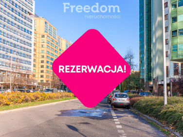 Mikrokawalerkę Warszawa