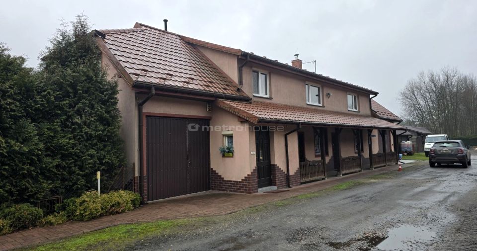 Budynek użytkowy Czarnotrzew