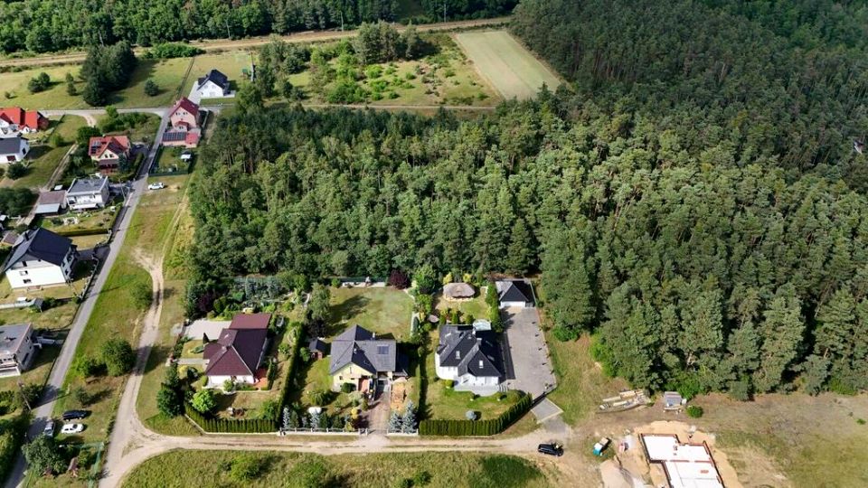 Działka DĘBSKA KUŹNIA