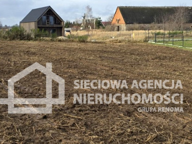 Działka nad jeziorem