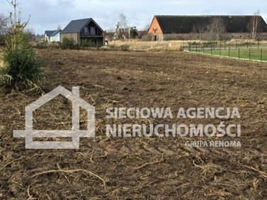 Działka nad jeziorem