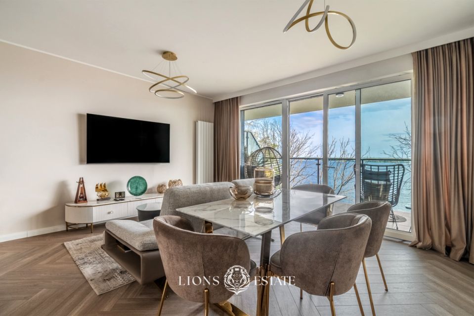 Mieszkanie nad jeziorem