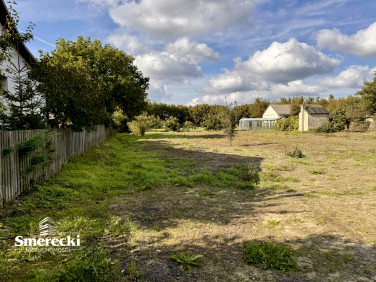Działka Czerwonka-Gozdów