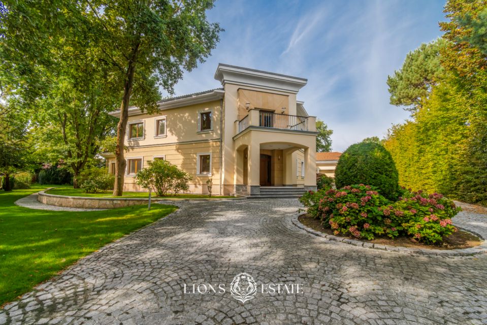 Dom Konstancin-Jeziorna