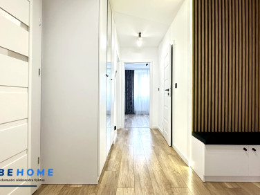 Mieszkanie blok mieszkalny nad jeziorem