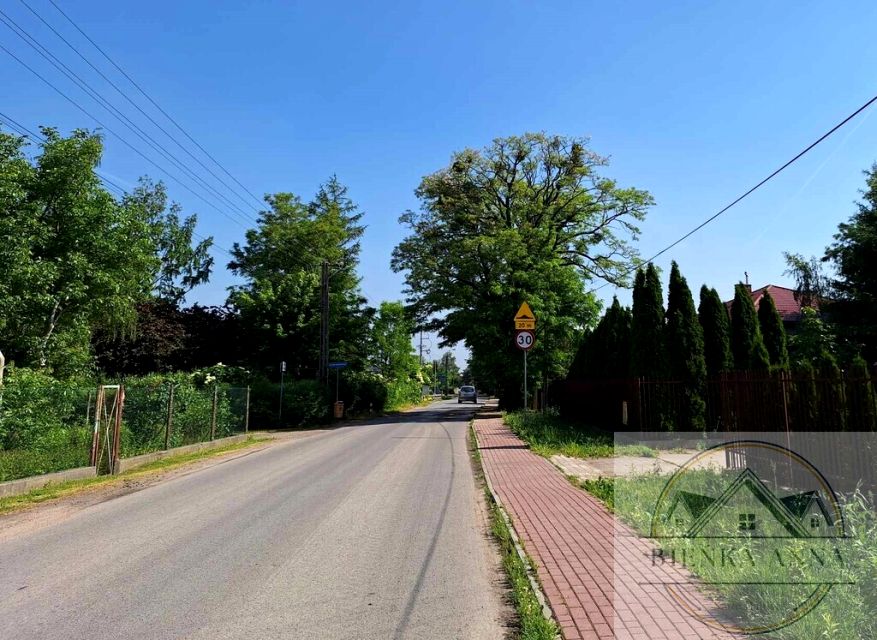 Działka usługowa WIERUCHÓW