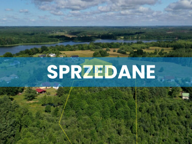 Działka nad jeziorem