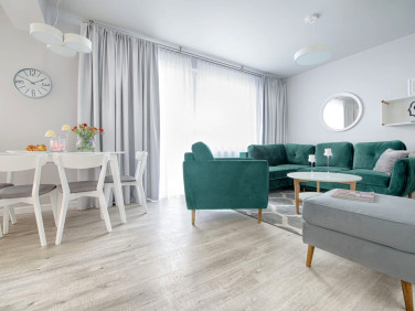 Mieszkanie blok mieszkalny przy lesie