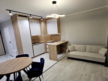 Mieszkanie blok mieszkalny nad rzeką