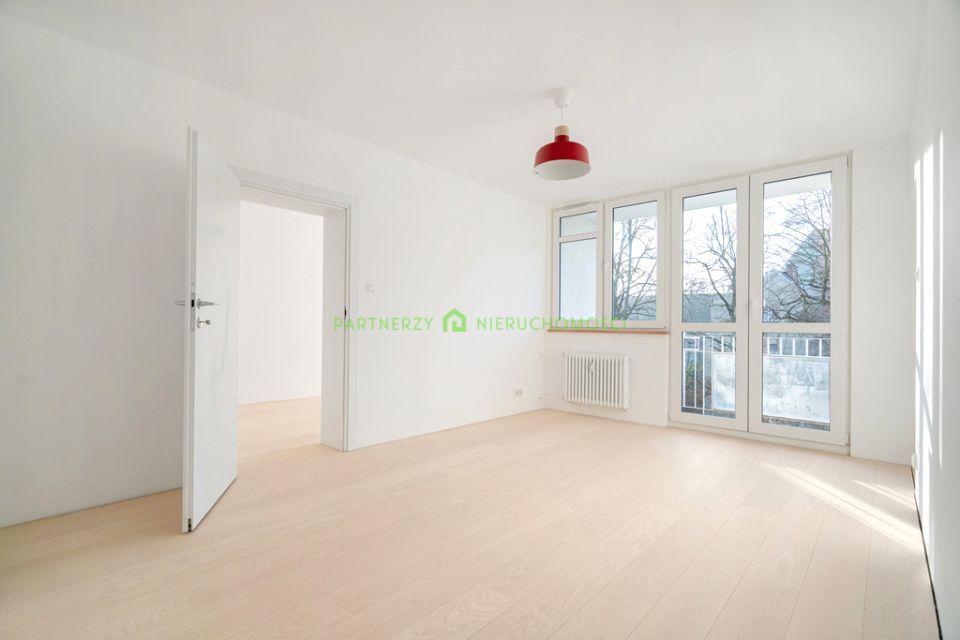 Mieszkanie blok mieszkalny nad rzeką