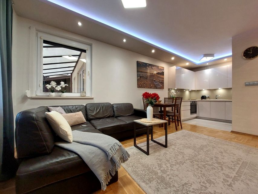 Mieszkanie blok mieszkalny Warszawa