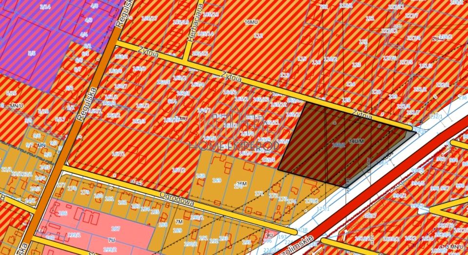 Działka usługowa Reguły sprzedam