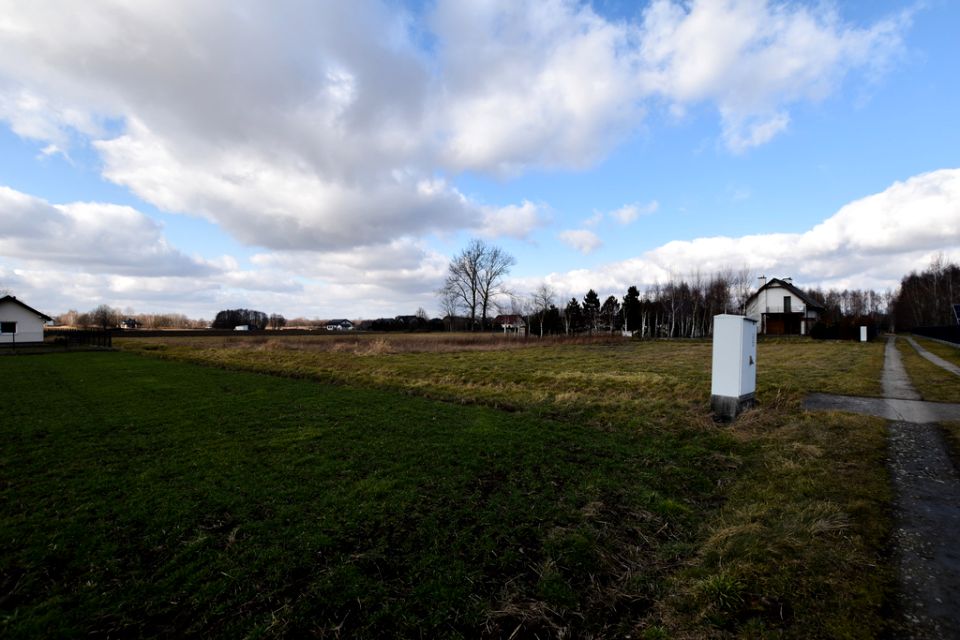 Działka inwestycyjna Strażów