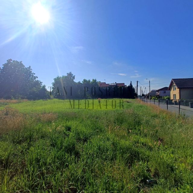 Działka Pogrzebień