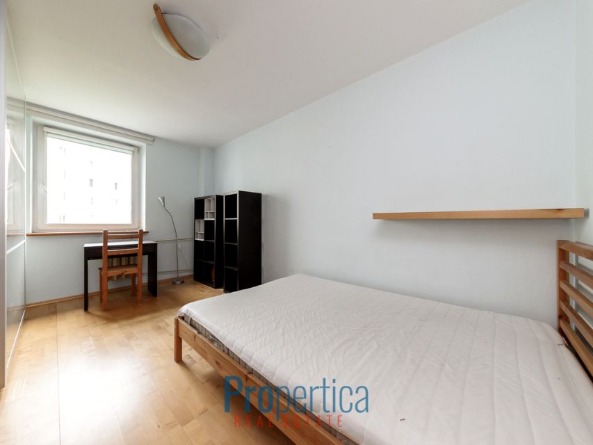 Mieszkanie blok mieszkalny nad jeziorem