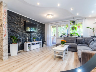 Mieszkanie blok mieszkalny przy lesie