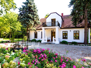 Budynek użytkowy Jadwisin