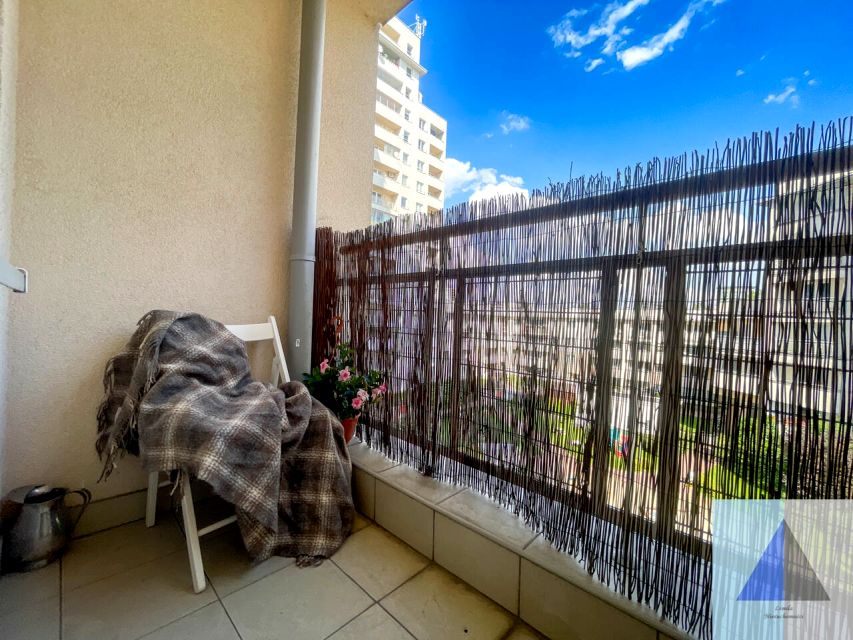 Mieszkanie apartamentowiec nad jeziorem