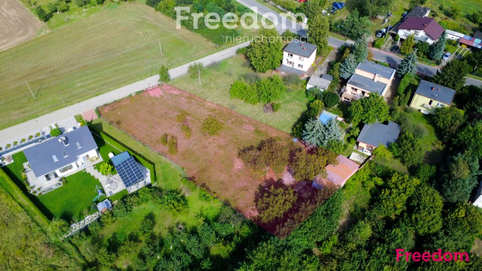 Ogrodzona działka sprzedam