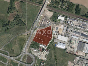 Działka usługowa sprzedam