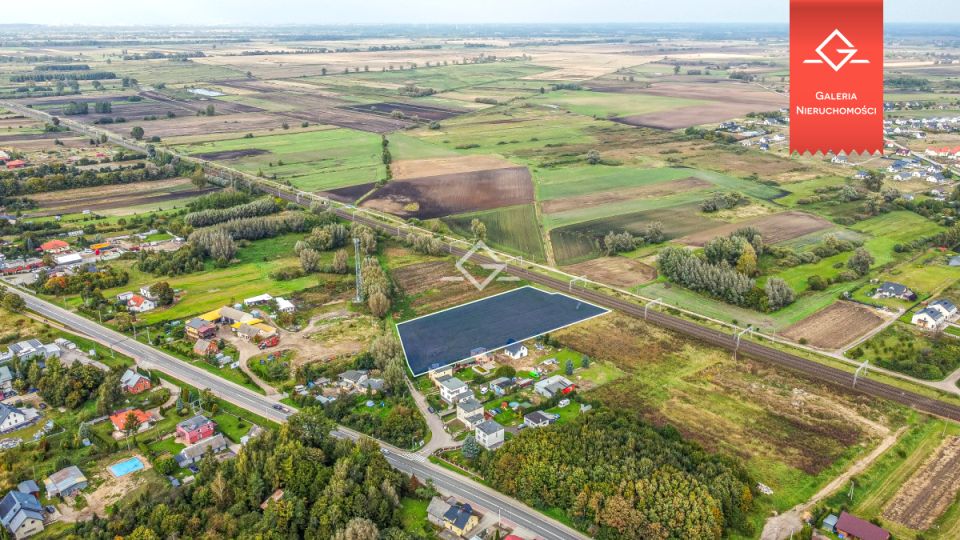 Działka usługowa Skowarcz