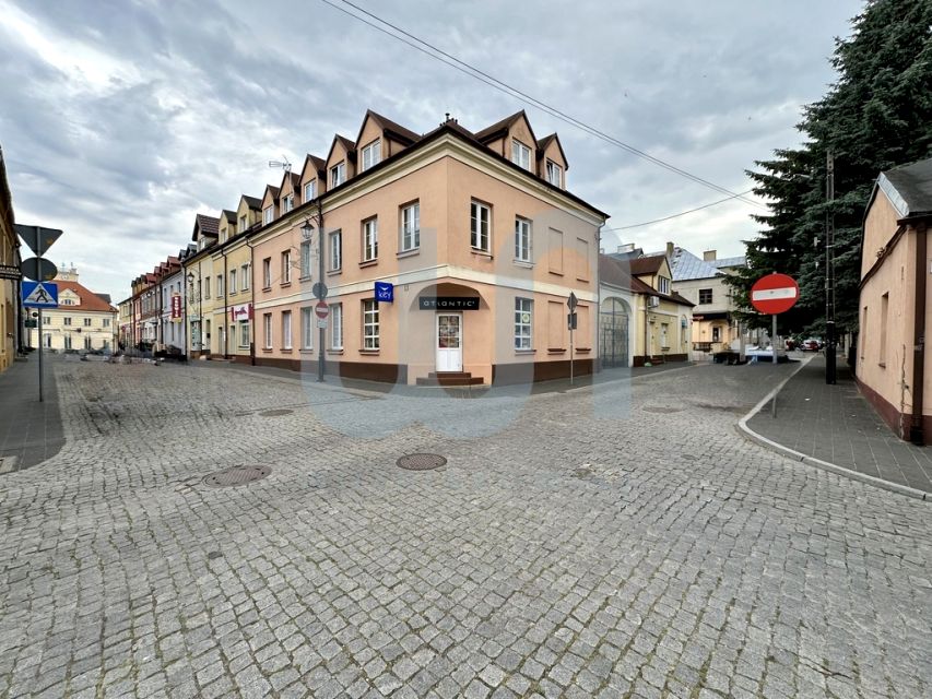 Dom ŁĘCZYCA