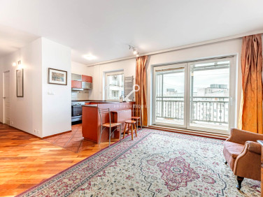 Mieszkanie blok mieszkalny przy lesie