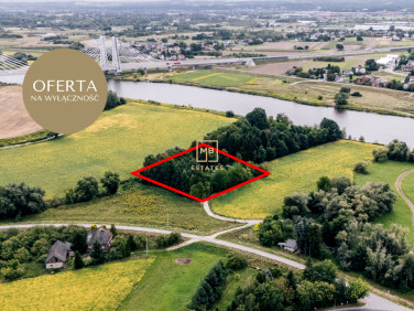 Działka przy lesie