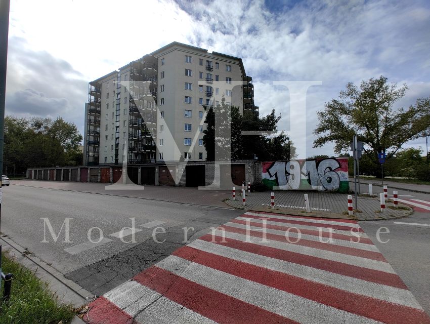 Budynek użytkowy Warszawa