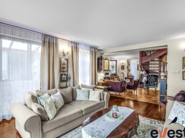 Dom Wisznia Mała sprzedaż