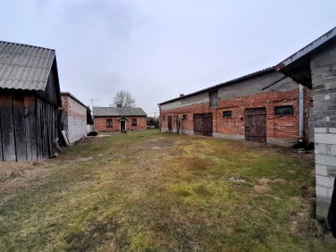 Dom z garażem