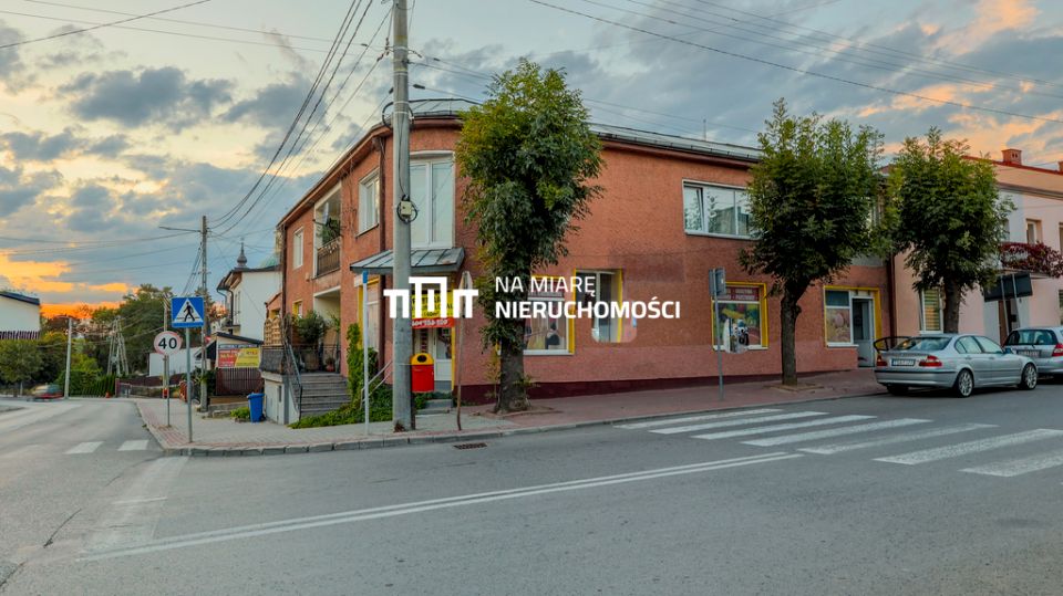 Budynek użytkowy Klimontów