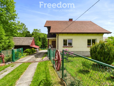 Dom ŚWINNA PORĘBA