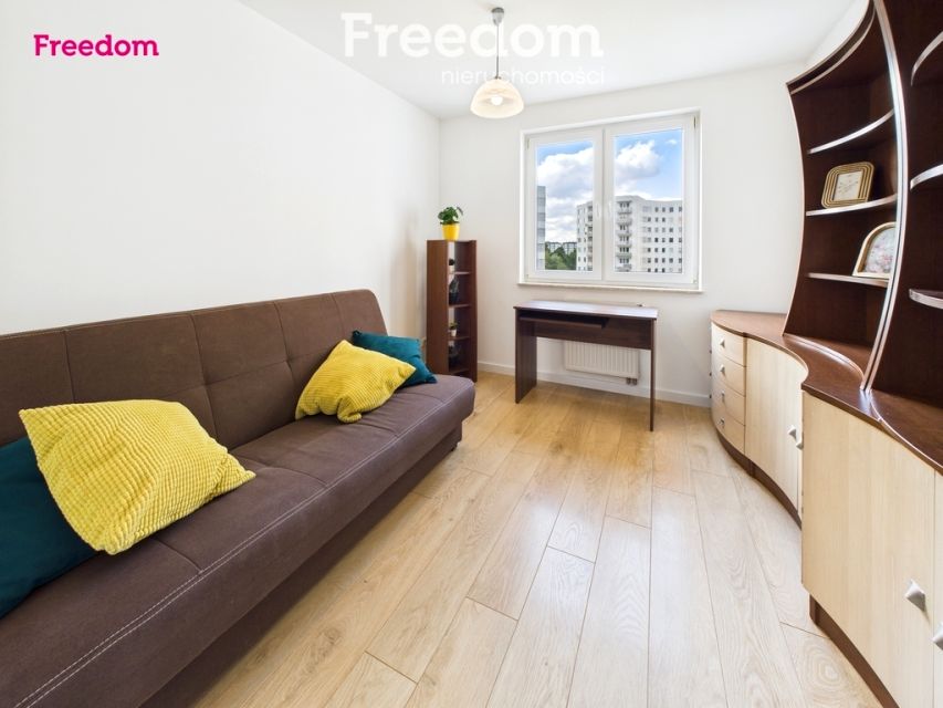 Mieszkanie blok mieszkalny przy lesie