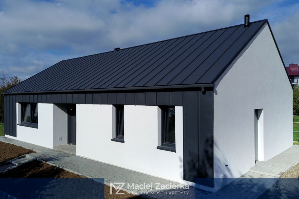 Dom z parkingiem