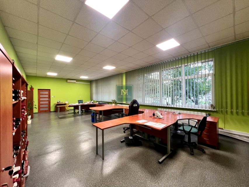 Budynek użytkowy Police