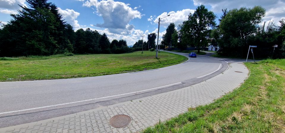 Działka usługowa Włosań