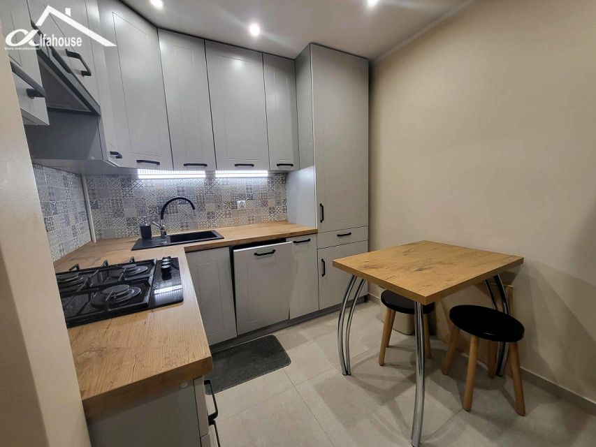 Mieszkanie blok mieszkalny sprzedaż