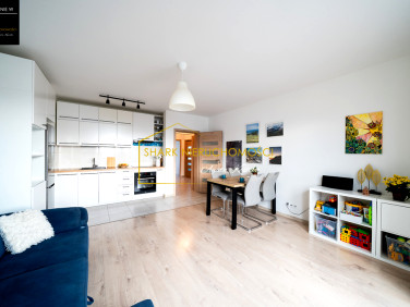 Mieszkanie blok mieszkalny nad rzeką