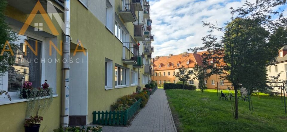 Mieszkanie blok mieszkalny sprzedaż