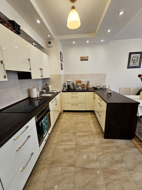 Mieszkanie blok mieszkalny Warszawa