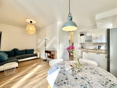 Mieszkanie blok mieszkalny Warszawa