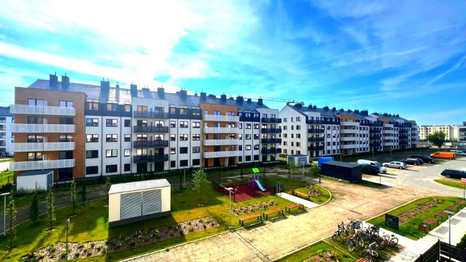 Mieszkanie blok mieszkalny przy lesie