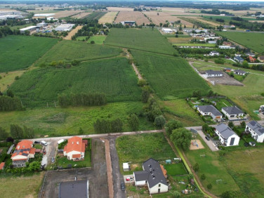 Działka nad jeziorem