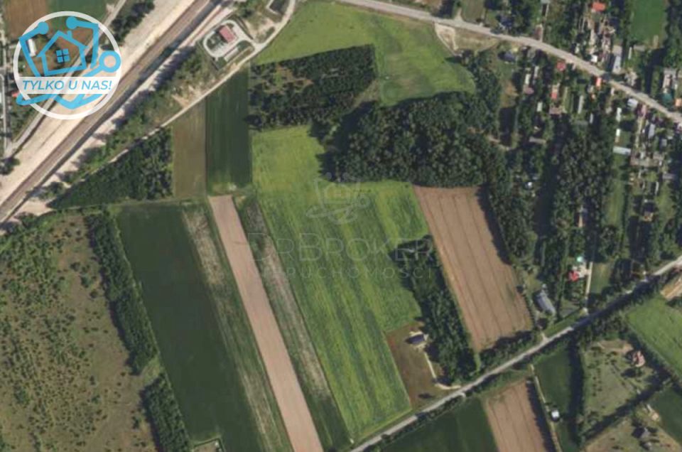 Działka usługowa Baciuty
