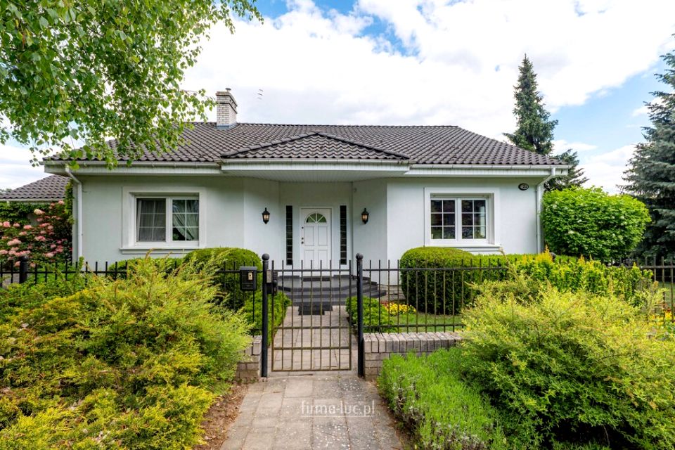 Dom wolnostojący sprzedaż