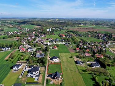Działka budowlana Narama