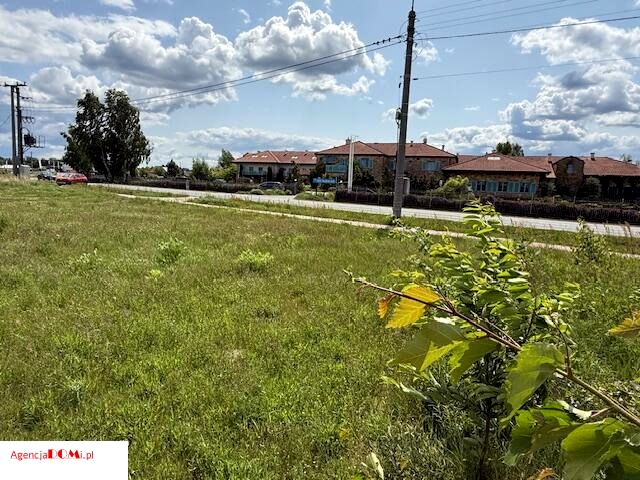 Działka Książenice